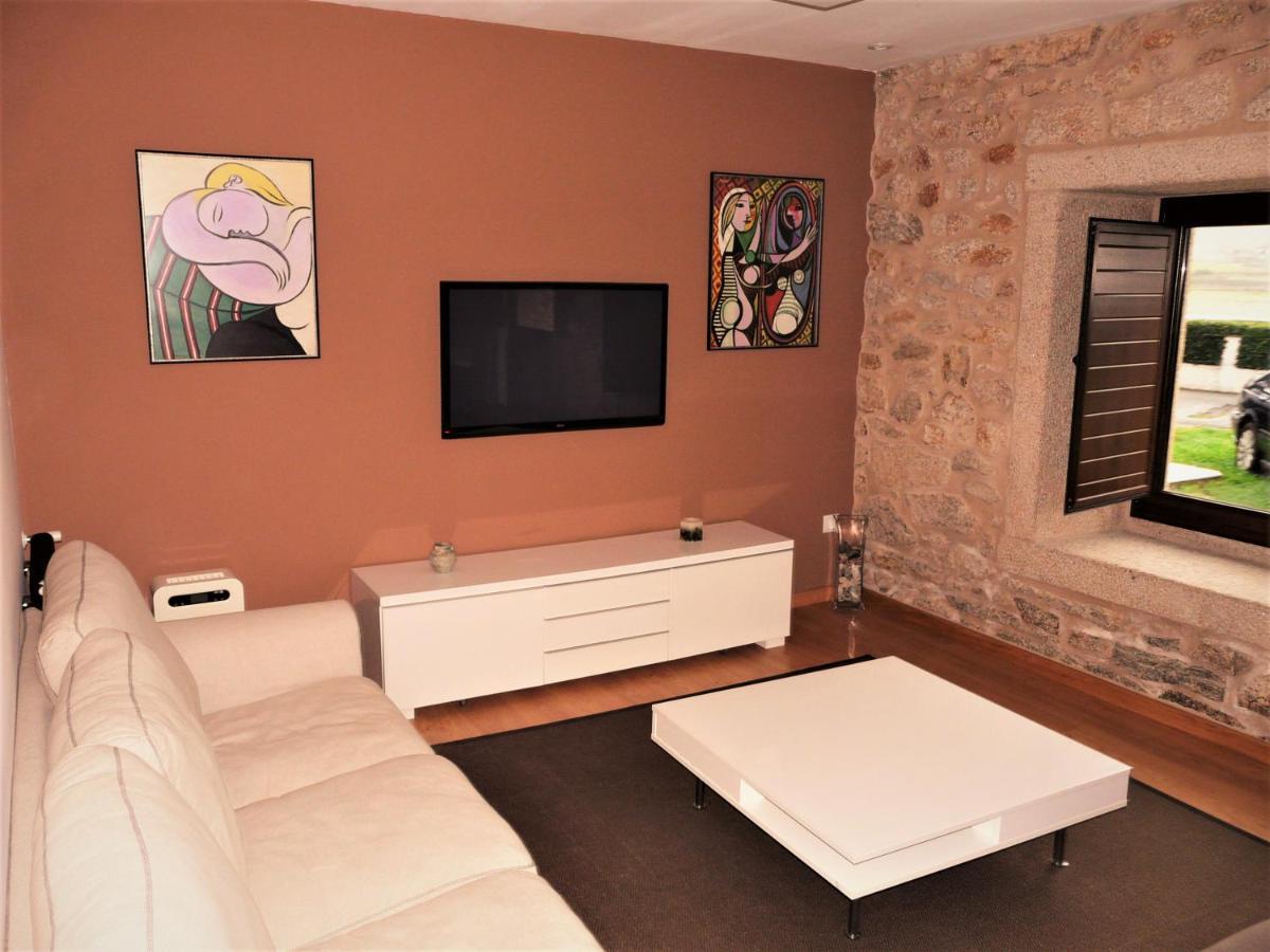 מורוס Apartamento Rural Sorribos מראה חיצוני תמונה